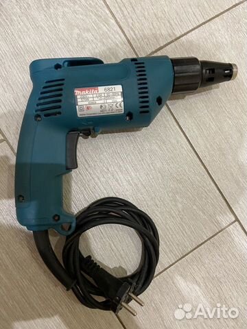 Сетевой шуруповерт Makita 6821 570 Вт Сетевой шуруповерт Makita 6821 570 Вт