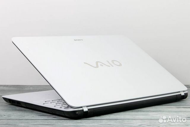 Куплю Ноутбук Sony Vaio Svf152c29v