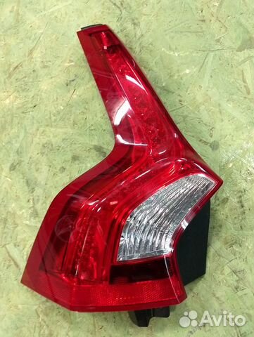 Задний левый фонарь Volvo V60