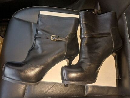 Ботильоны на меху Yves Saint Laurent р.38 оригинал