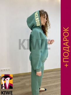 Спортивный костюм в стиле pangaia