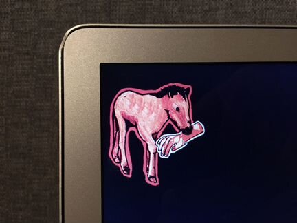Apple Macbook Air (mid-2013, i5/4/128, новая акб)