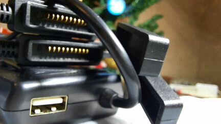 Автомобильное зарядное устройство для квадрокоптер