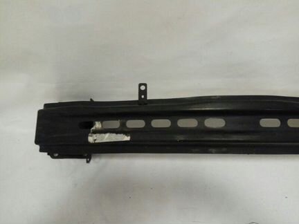 Усилитель бампера передний Skoda Octavia A7