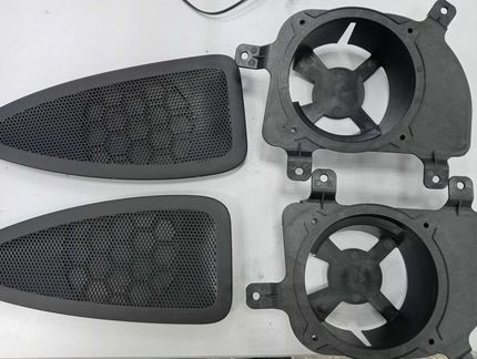 Облицовка задних динамиков Лада гранта