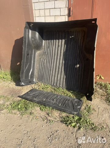 Вкладыш в грузовой кузов Mitsubishi L200 2021г