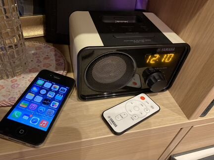 Оригинал Yamaha hi-fi, AUX +с iPhone