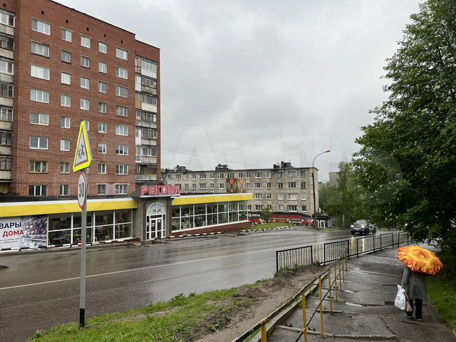 4-к. квартира, 60 м², 3/5 эт.