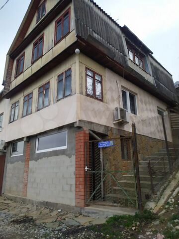 Дом 146,8 м² на участке 5,4 сот.