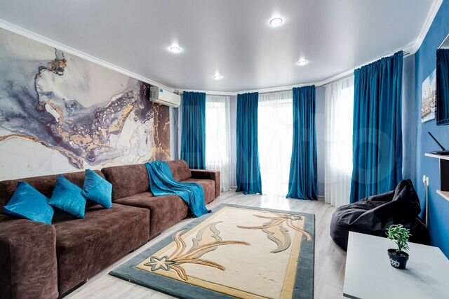 3-к. квартира, 75 м², 10/10 эт.