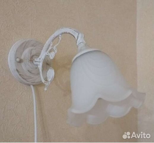 Настенный светильник бра