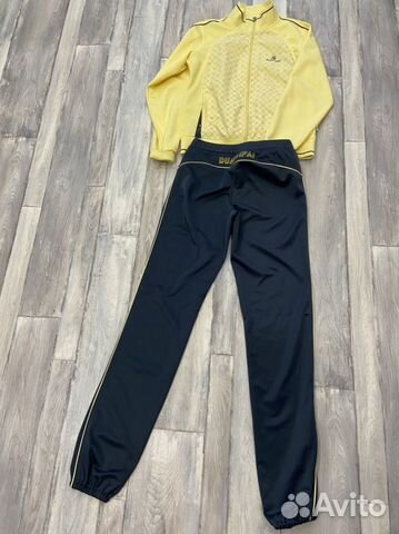 Спортивный костюм женский