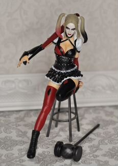 Фигурка DC Comics Harley Quinn 1/6, USA