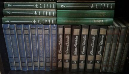 Очень много книг. Более 200. есть Список