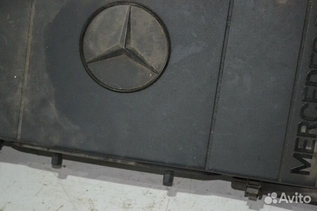 Корпус воздушного фильтра Mercedes E420
