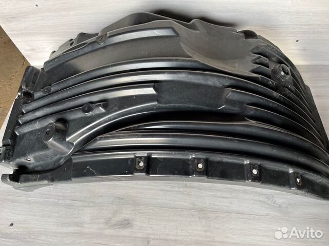 Подкрылок правый Man Tgl