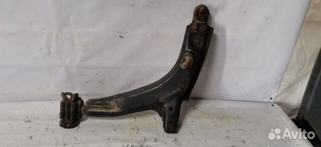 Рычаг подвески передний левый Дэу Нексия седан 1