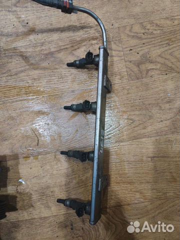 Топливная рампа в сборе 4b12 2.4 митсубиси