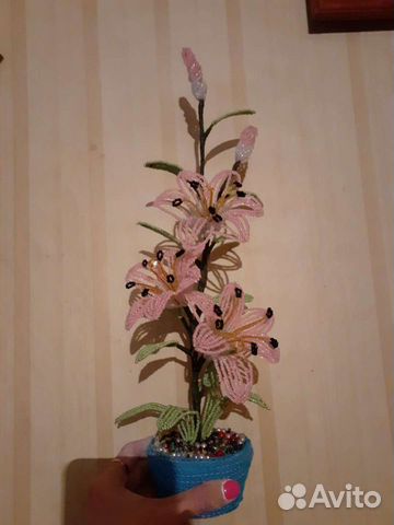 Лилий из бисера