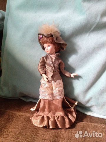 Кукла фарфоровая новая (20 см.)