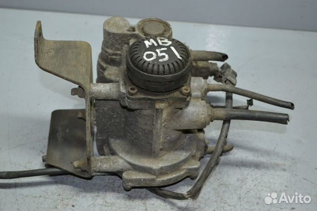 Кран управления тормозами прицепа mercedes-benz Ac