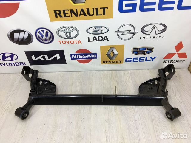 Балка подвески зад renault sandero 2