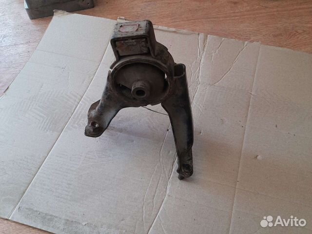 Подушка задняя двигателя Corolla 120 1ZZ 3ZZ