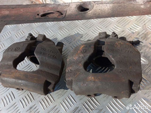 VW T5 суппорта передние 7H0106C/105E ATE