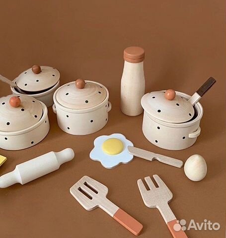 Деревянная посудка, игрушечная еда