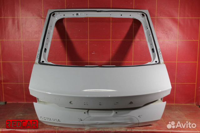 Крышка багажника Skoda Octavia 4 A8 (19)