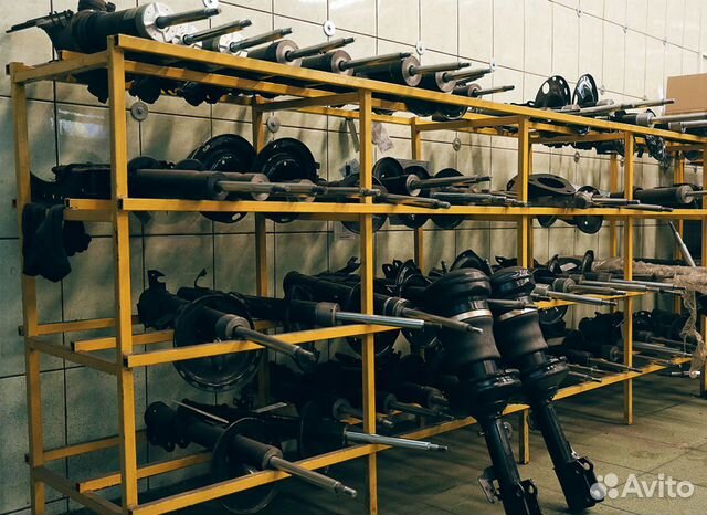 Амортизатор Subaru Forester SH 4WD Перед