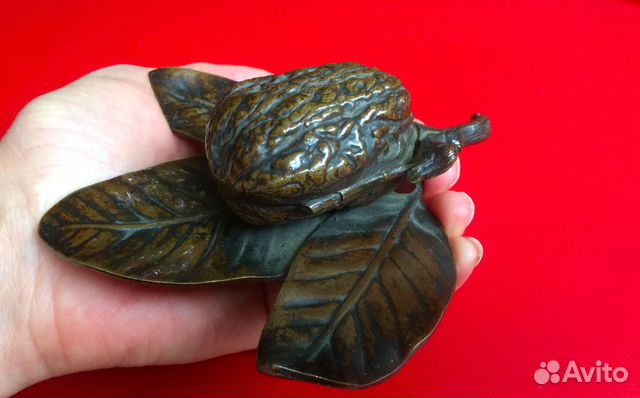 Бронзовая скульптура патина старинная