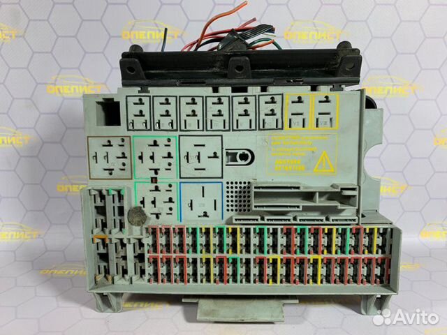 Блок предохранителей Opel Vectra B