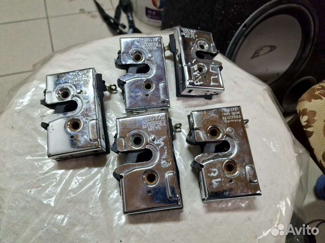 Замок двери с хромом Ауди 80 Б3/Б4