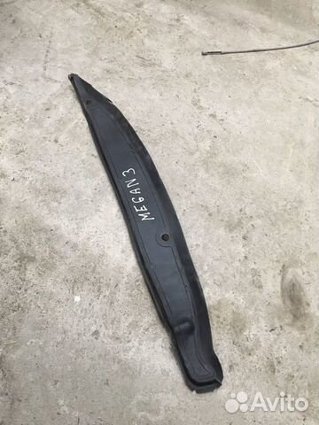 Пыльник крыла Рено Меган 3