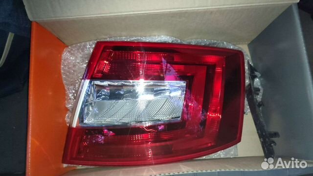 Фонарь правый Skoda 3 A7