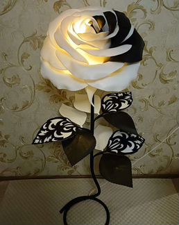 Торшер, ростовой цветок, роза