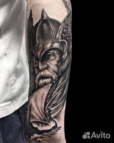 Мастер по татуировкам,тату мастер,татуировки,тату