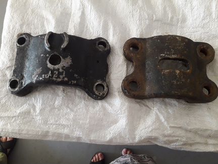 Хомуты крепления передних рессор Урал 5557 и 4320