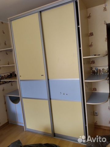 Детский стол со шкафом+ шкаф-купе