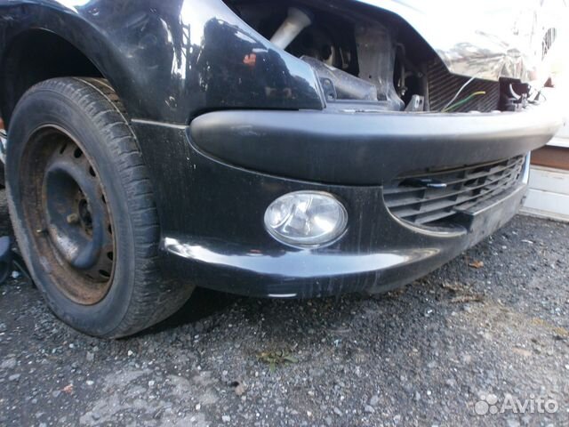 Бампер передний Peugeot 206 CC 2002г