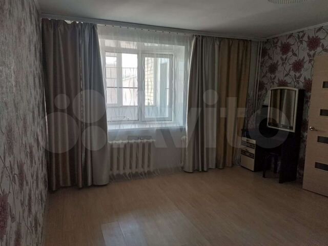 3-к. квартира, 106 м², 4/5 эт.