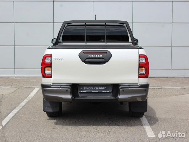 Toyota Hilux 2.8 AT, 2020, 111 935 км