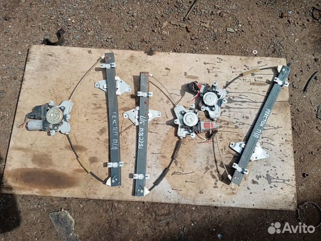 Стеклоподъемник задний на Сан Енг Рекстон II 07г