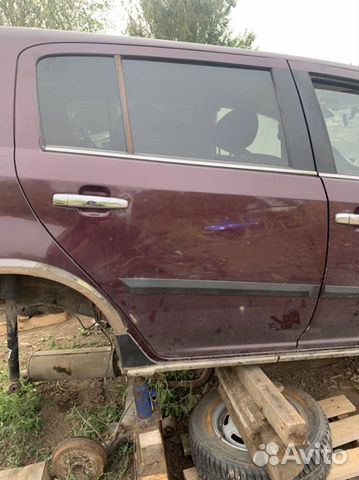 Задние Правый дверь джили мк кросс