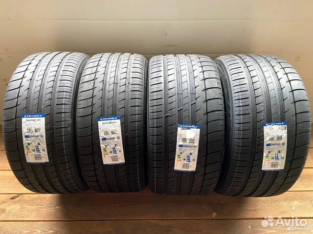 Triangle Sports TH201 255/35 R18 94Y