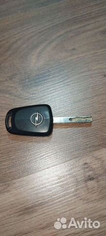 Ключ Opel Astra 2008 год