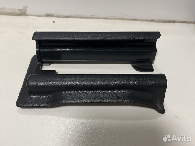 Заглушка салазки сиденья Mercedes w203