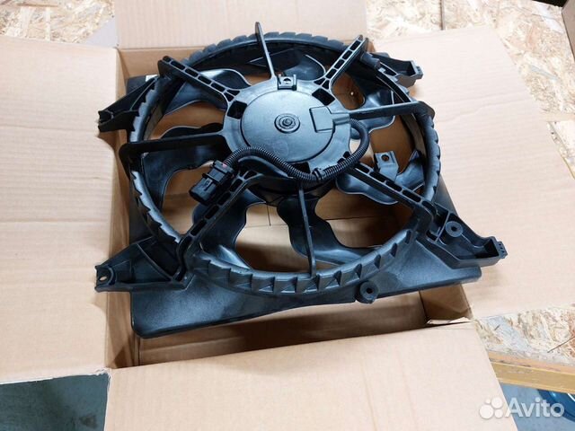 Новый вентилятор радиатора Hyundai Santa Fe 2