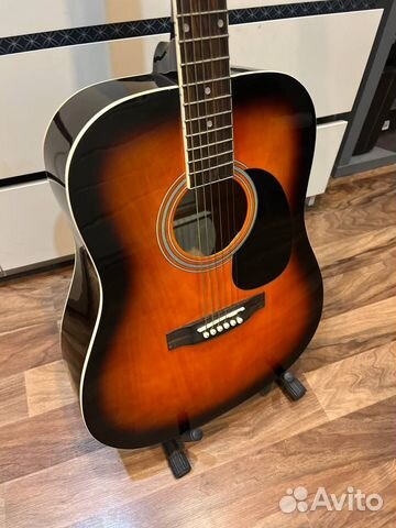 Акустическая гитара